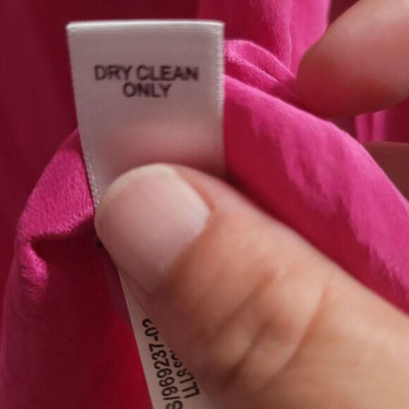 Banana Republic Womens Silk Shirt Size S Pink‎ Long Sleeve V Neck Barbiecore - Picture 6 of 9